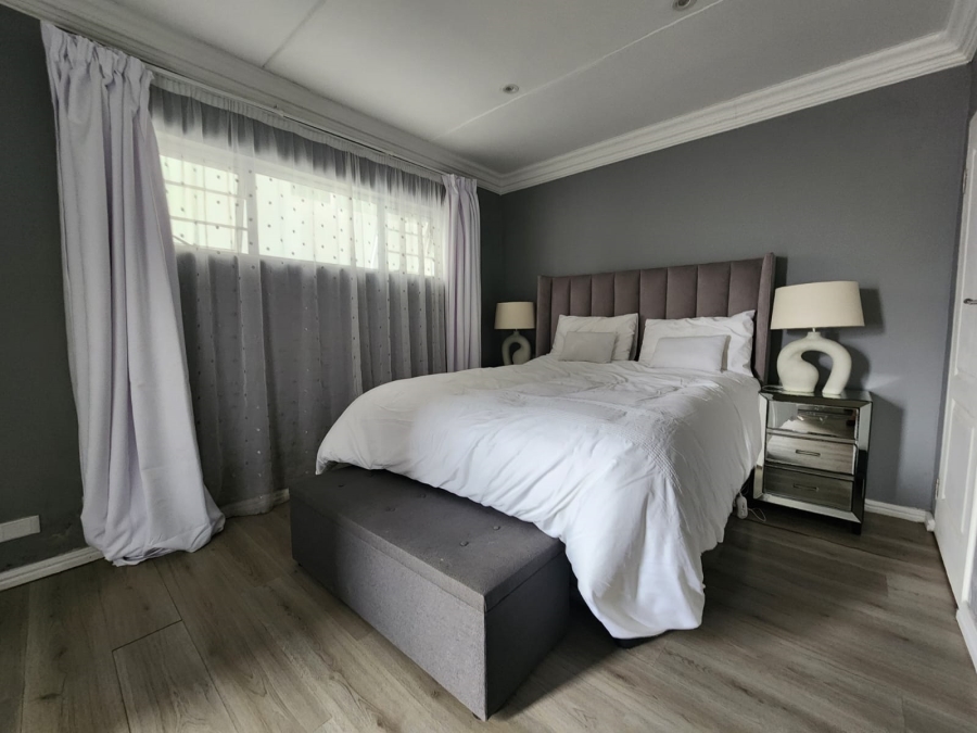 To Let 3 Bedroom Property for Rent in Cambridge West Eastern Cape